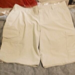George men's shorts cargo at the knees size 38.  New With Tags